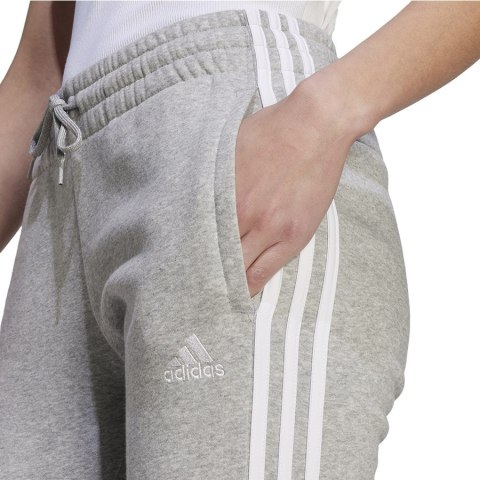 Spodnie adidas 3 Stripes FL C Pant IL3282