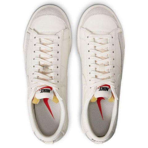 Buty Nike Blazer Low Platform DJ0292 105